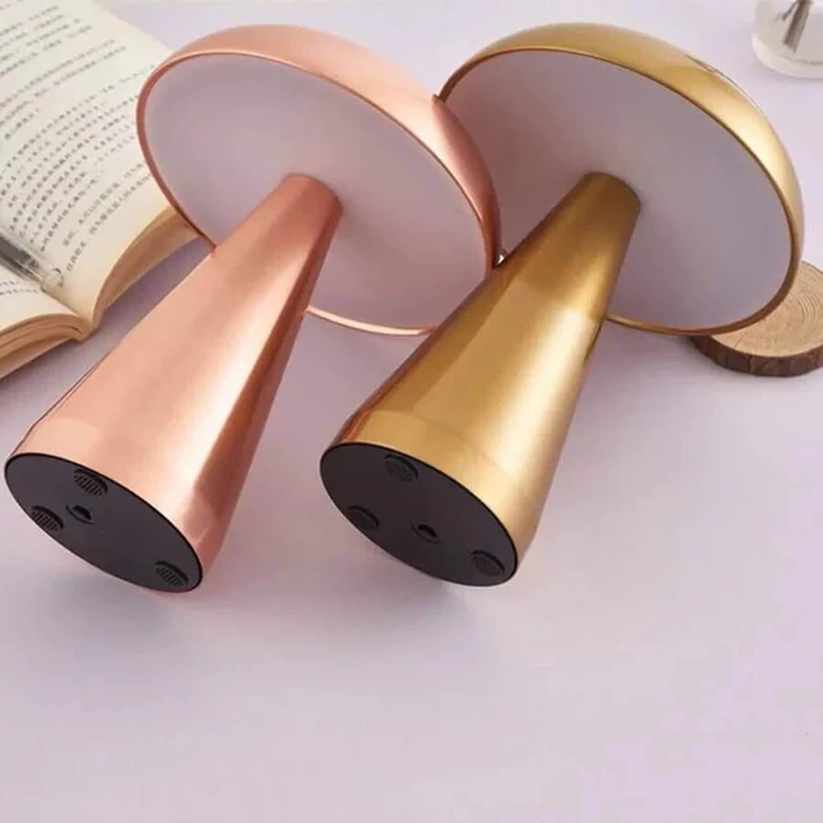 Bureaulamp - goud - USB-oplaadbaar - tafellamp - kantoorlamp - mushroom lamp - slaapkamer - paddenstoel - touch lamp thumbnail 7