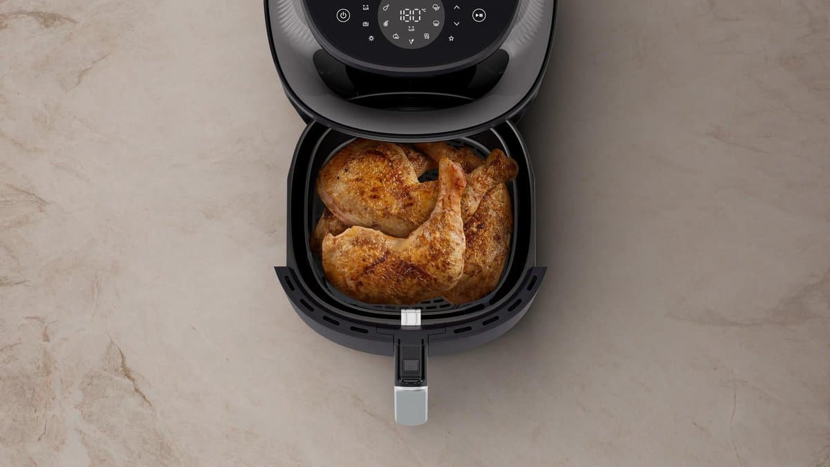 Philips 3000 Series Airfryer - NA332/00 - Kijkvenster - RapidAir Plus - 6.2L - Tot 5 Personen - Zwart thumbnail 2