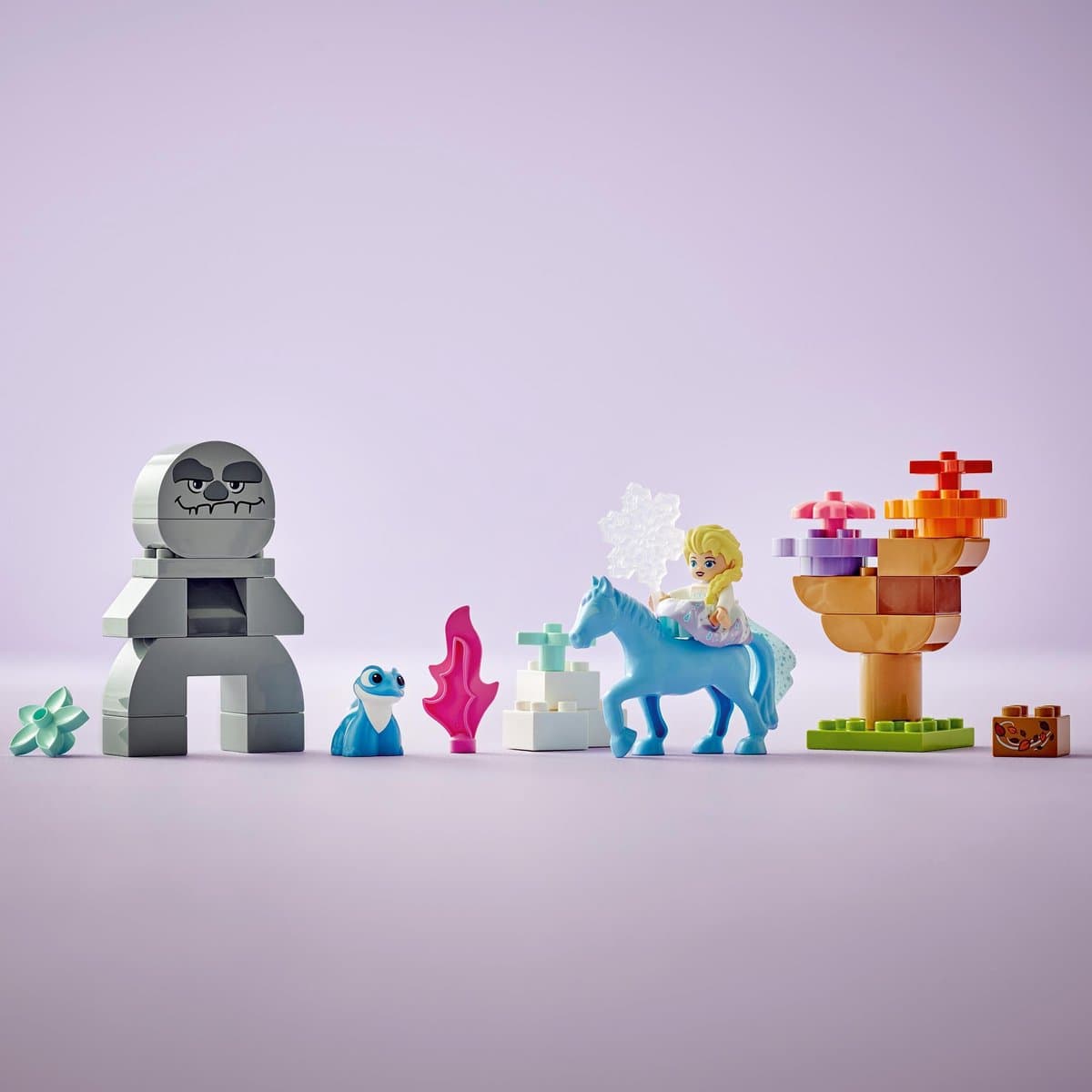 LEGO DUPLO Elsa en Bruni Betoverde Bos - 31-delige bouwset thumbnail 5