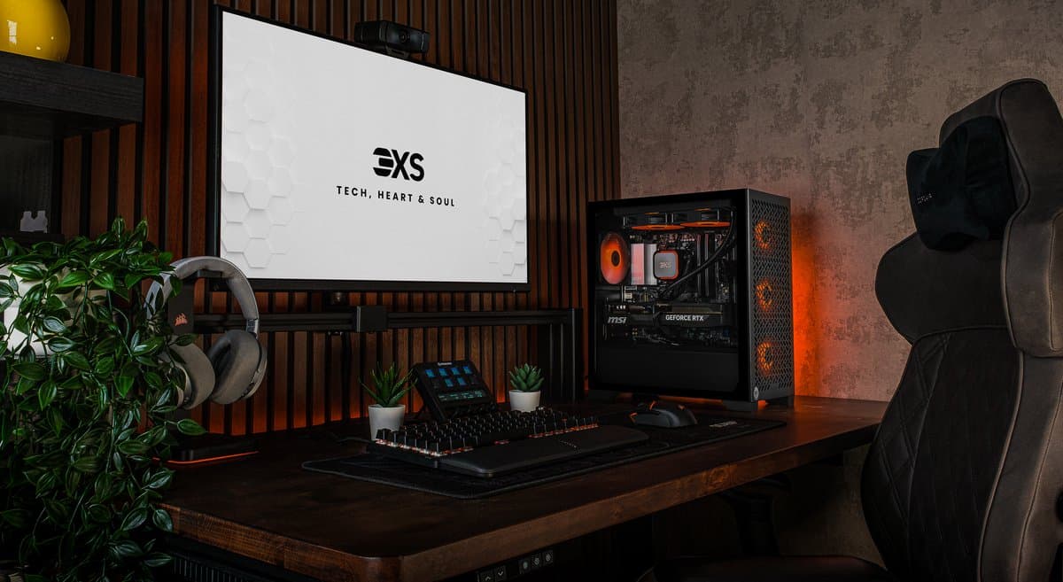 Corsair Scan 3XS Systems Elite - RTX 5090 4K Gaming PC thumbnail 4