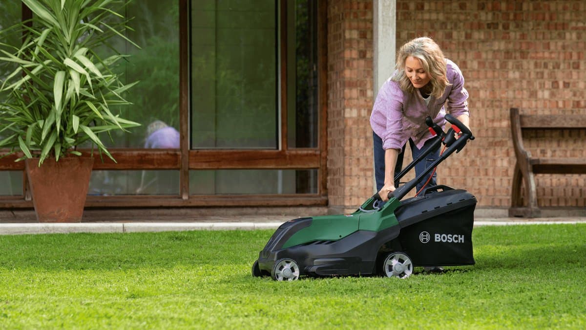 Bosch AdvancedRotak 44-750: snoer grasmaaier voor 750m² gazons thumbnail 6