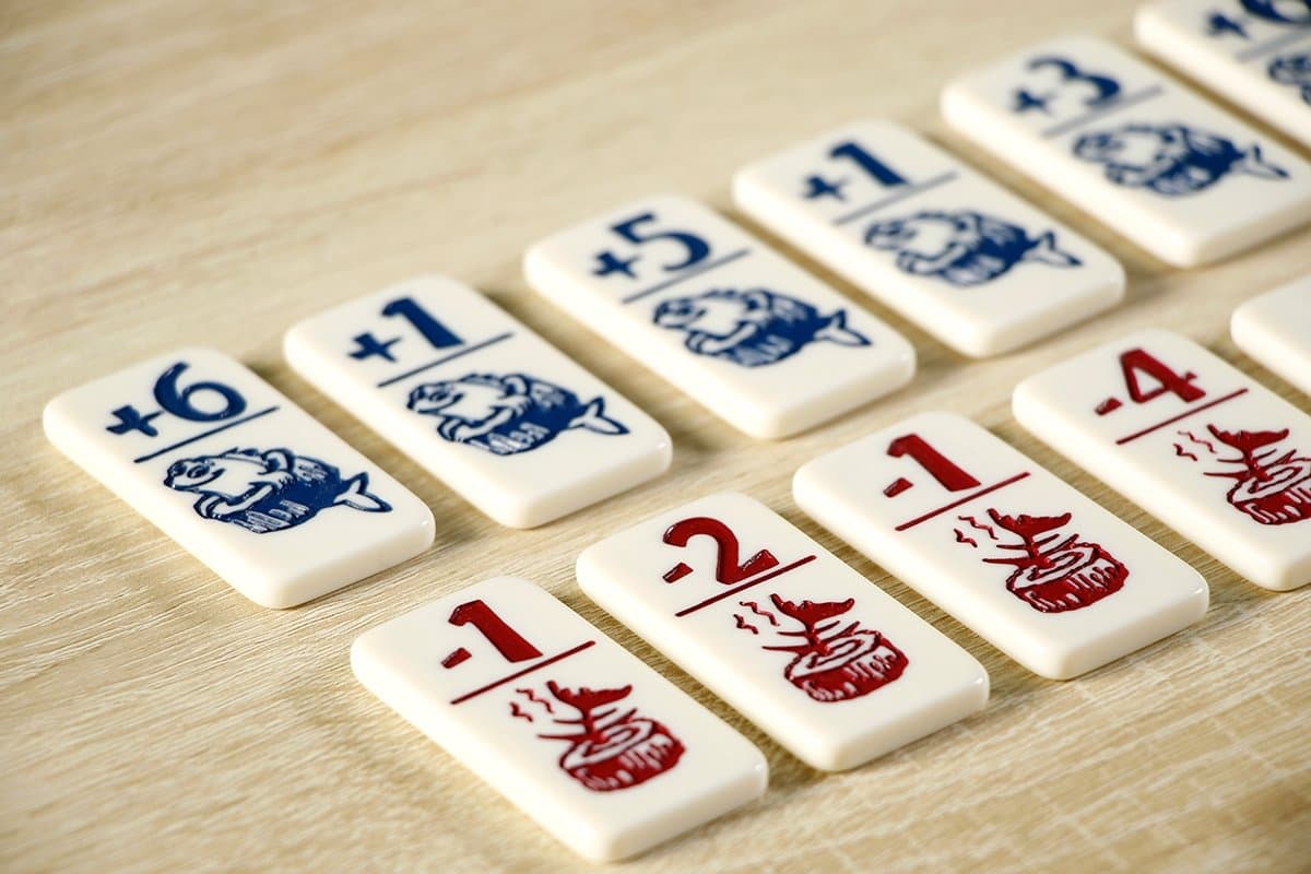 999 Games Geharrewar in de Sushibar: familiedobbelspel met tactiek thumbnail 8