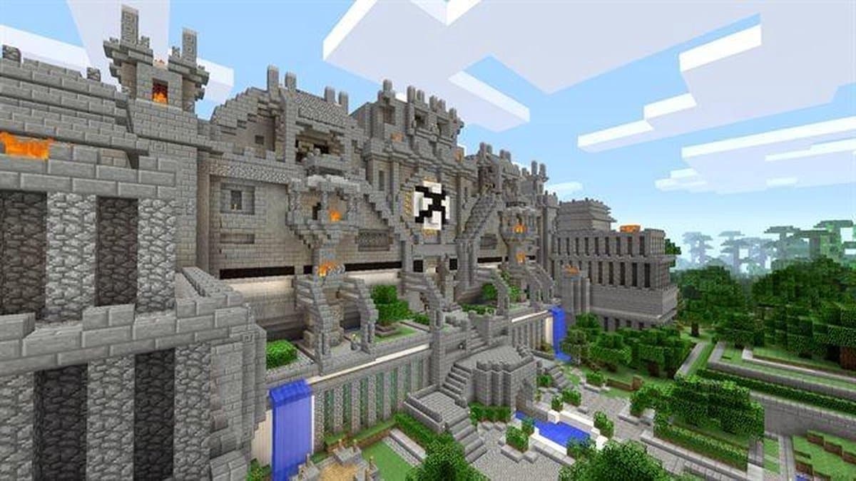 Minecraft - Xbox Series X|S S & Xbox One - Download thumbnail 3