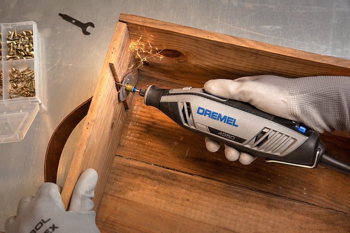 Dremel 4250-35 Multitool: 175W, 35 accessoires, met snoer thumbnail 7