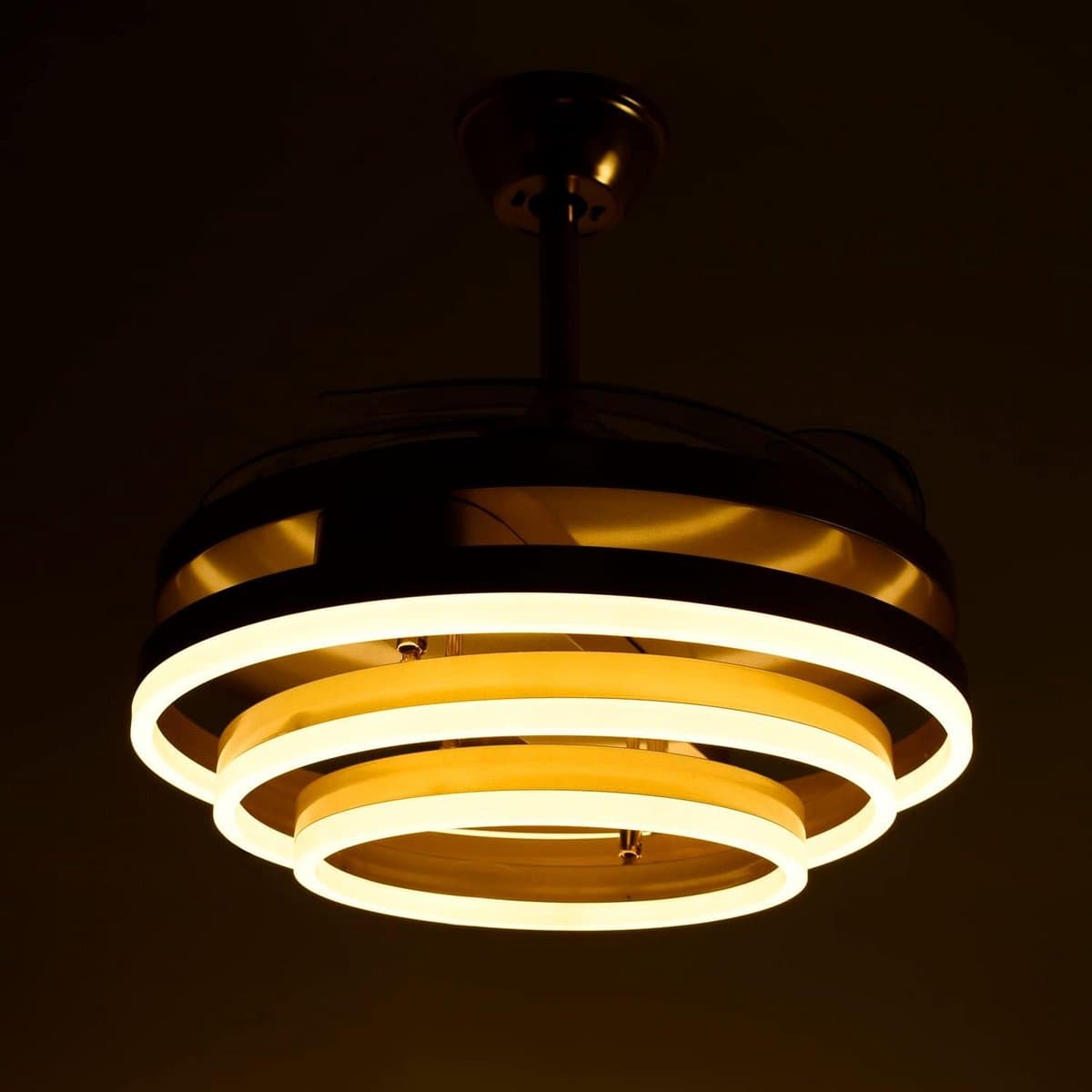 Plafondventilator met DC-motor en Drie Verstelbare LED-Lichtringen thumbnail 3