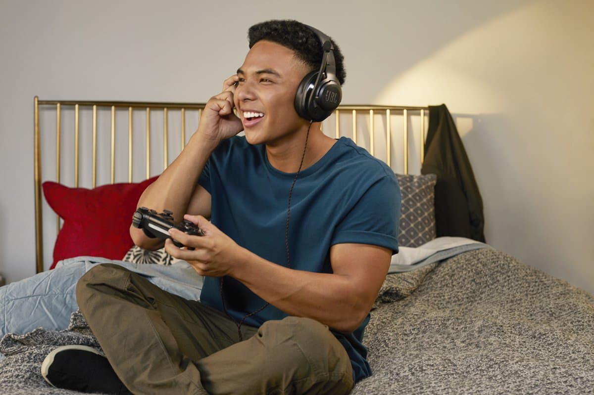 JBL Quantum 200 bedrade headset met 50mm-drivers thumbnail 6