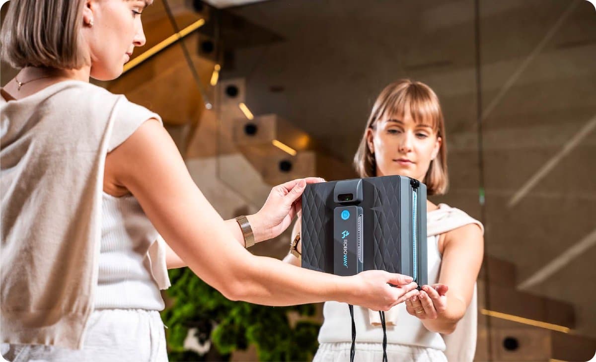ROBOWAY® Robot raamwisser | RW-5 | Raamrobot | Automatisch & Slim | Krachtige Zuigkracht 3000Pa | WiFi & Afstandsbediening | Veiligheidstouw | Microvezeldoeken | Intelligente Navigatie | Stil | Voor Alle Glasoppervlakken | Droog & Nat Reiniging | thumbnail 2
