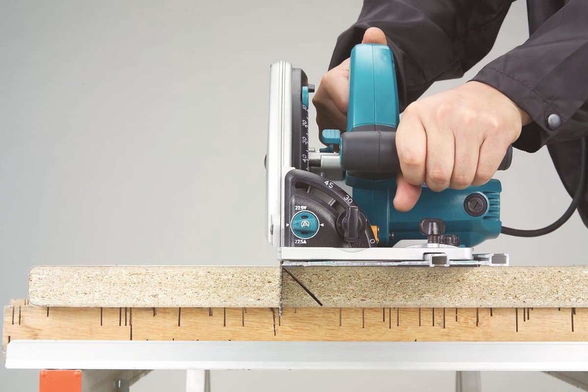 Makita SP6000J Invalzaag 1300W - Splintervrij zagen met voorzaagfunctie thumbnail 7