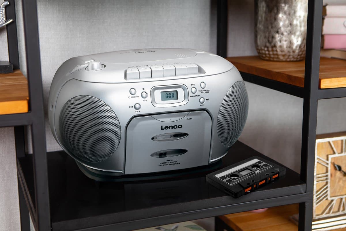 Lenco SCD-420SI - Draagbare radio CD speler met MP3 optie en koptelefoon - Zilver thumbnail 7