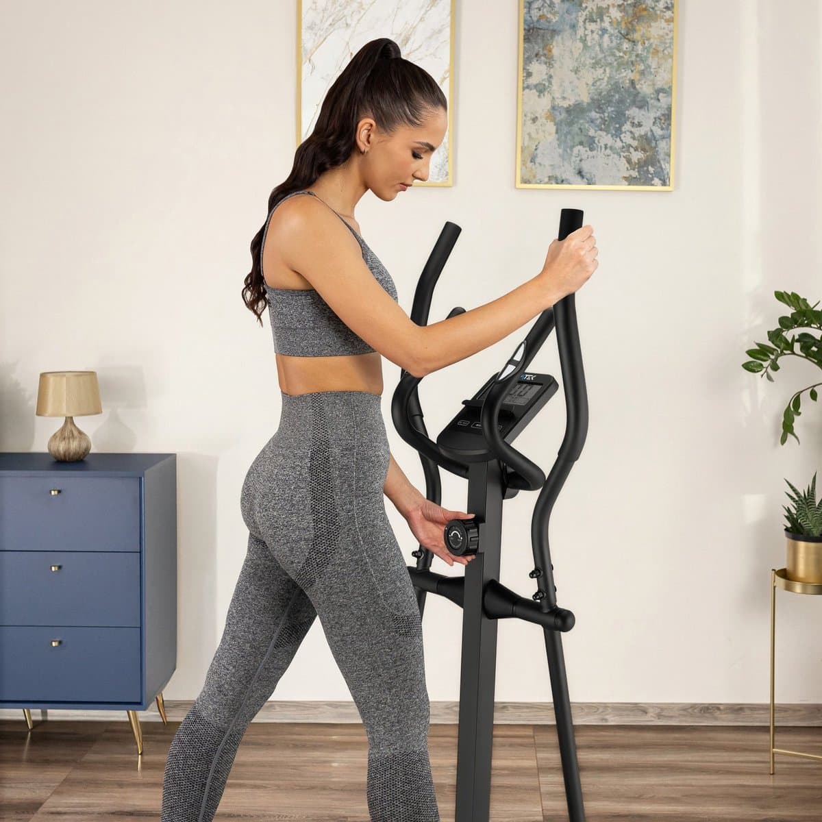 Gymtek XC1300 crosstrainer met 8 niveaus en 7 kg