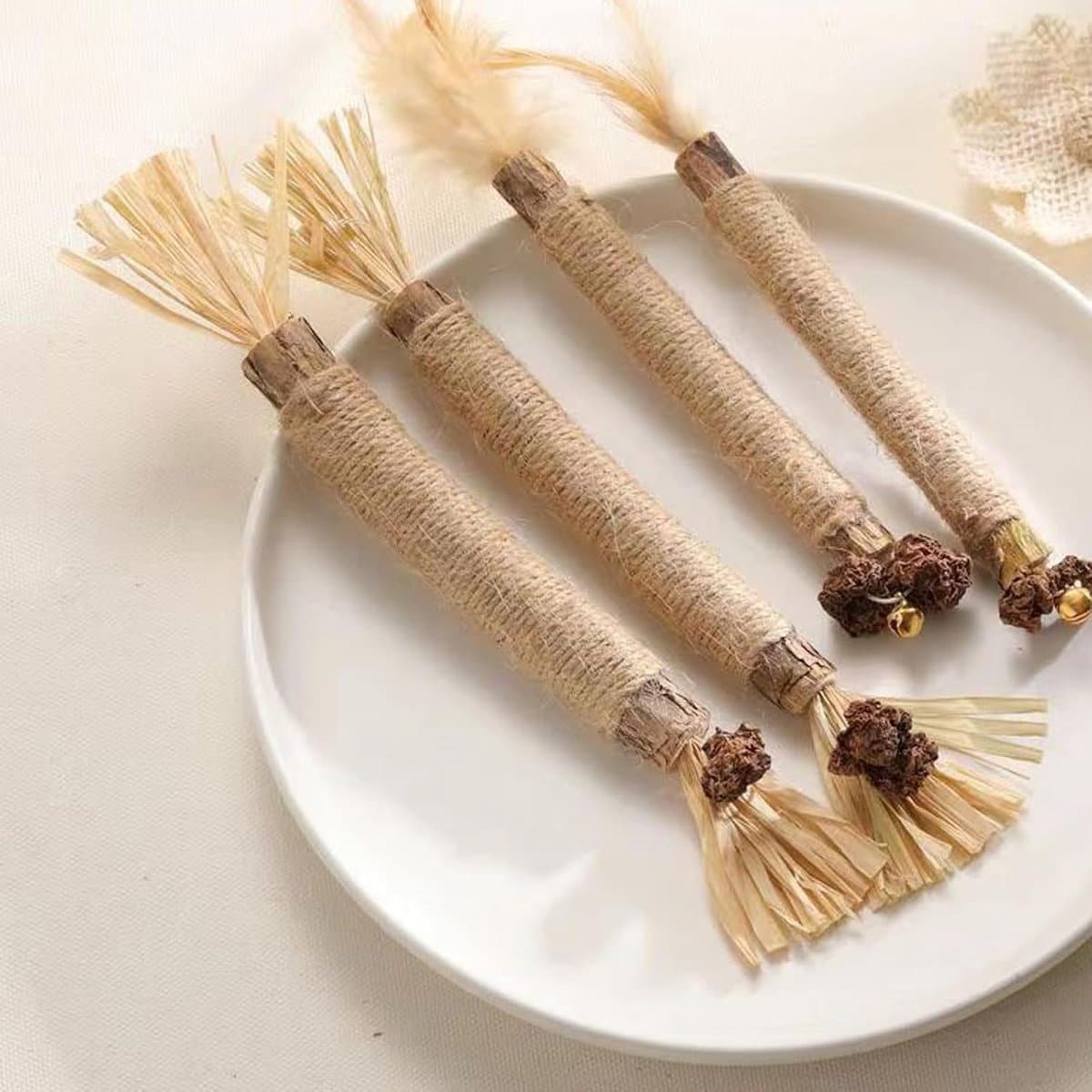 Kauwsticks Kattenspeelgoed - 6 stuks Matatabi Stokjes voor Katten - Natuurlijke Matatabi Catnip Sticks Kitten Tandjesspeeltje - Kat Tanden Reiniging Kauwbare Catnip Speelgoedsticks - voor Binnen Kittens thumbnail 6