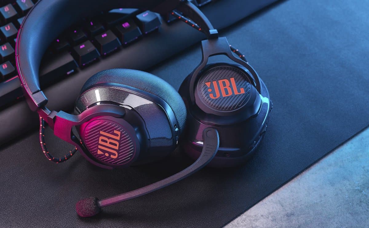 JBL Quantum 610 Wireless - 2,4 GHz en 40 uur thumbnail 6