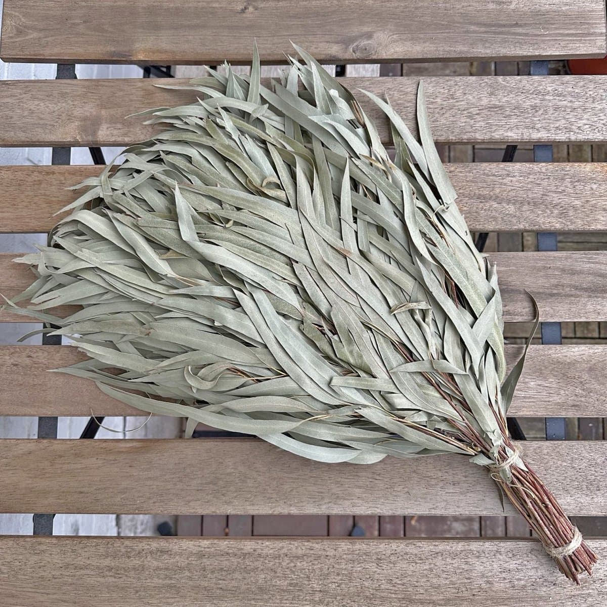 Saunabezem Set – Berk, Eik & Eucalyptus Takken - Complete Sauna & Wellness Ervaring thumbnail 3