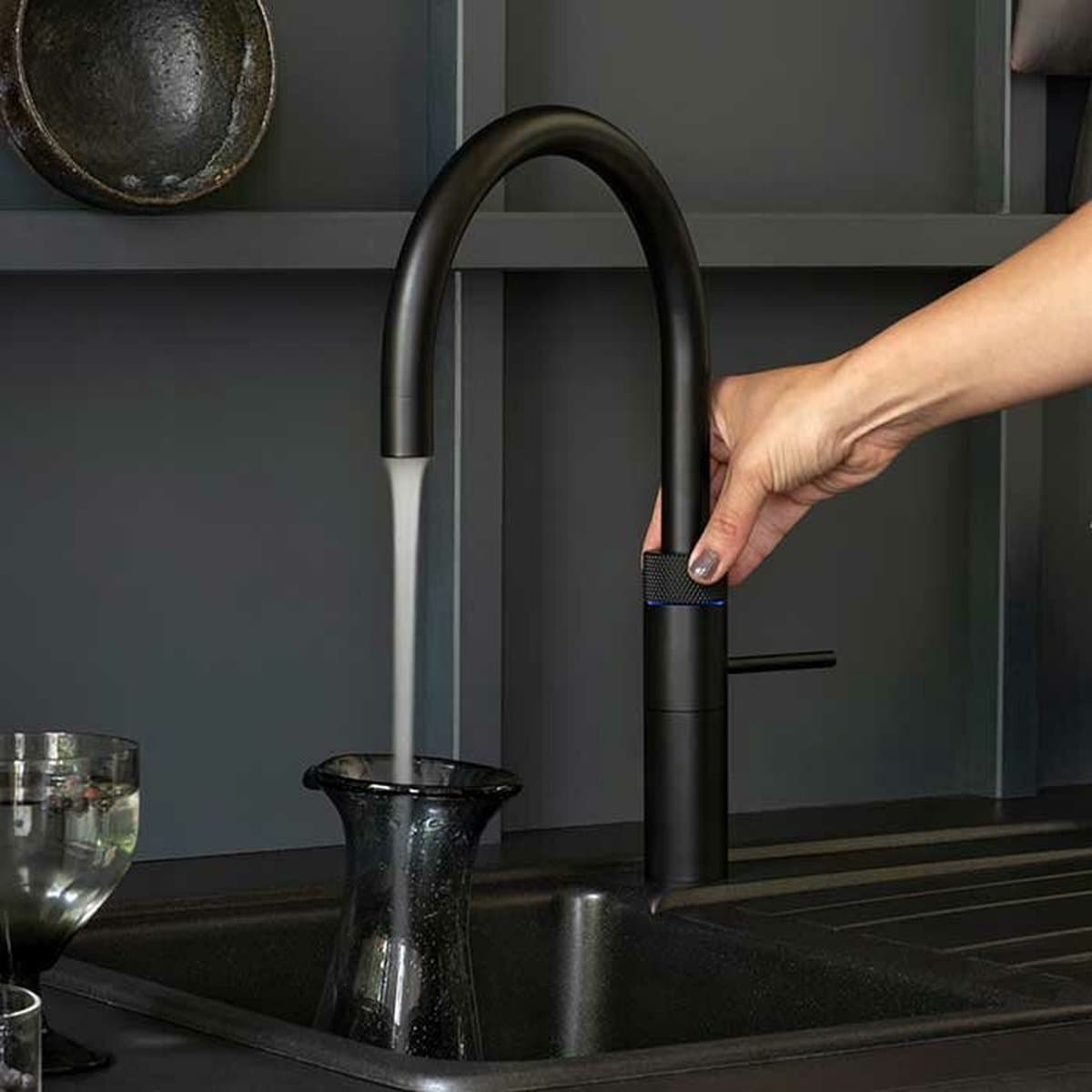 Quooker® Fusion Round Gunmetal thumbnail 8