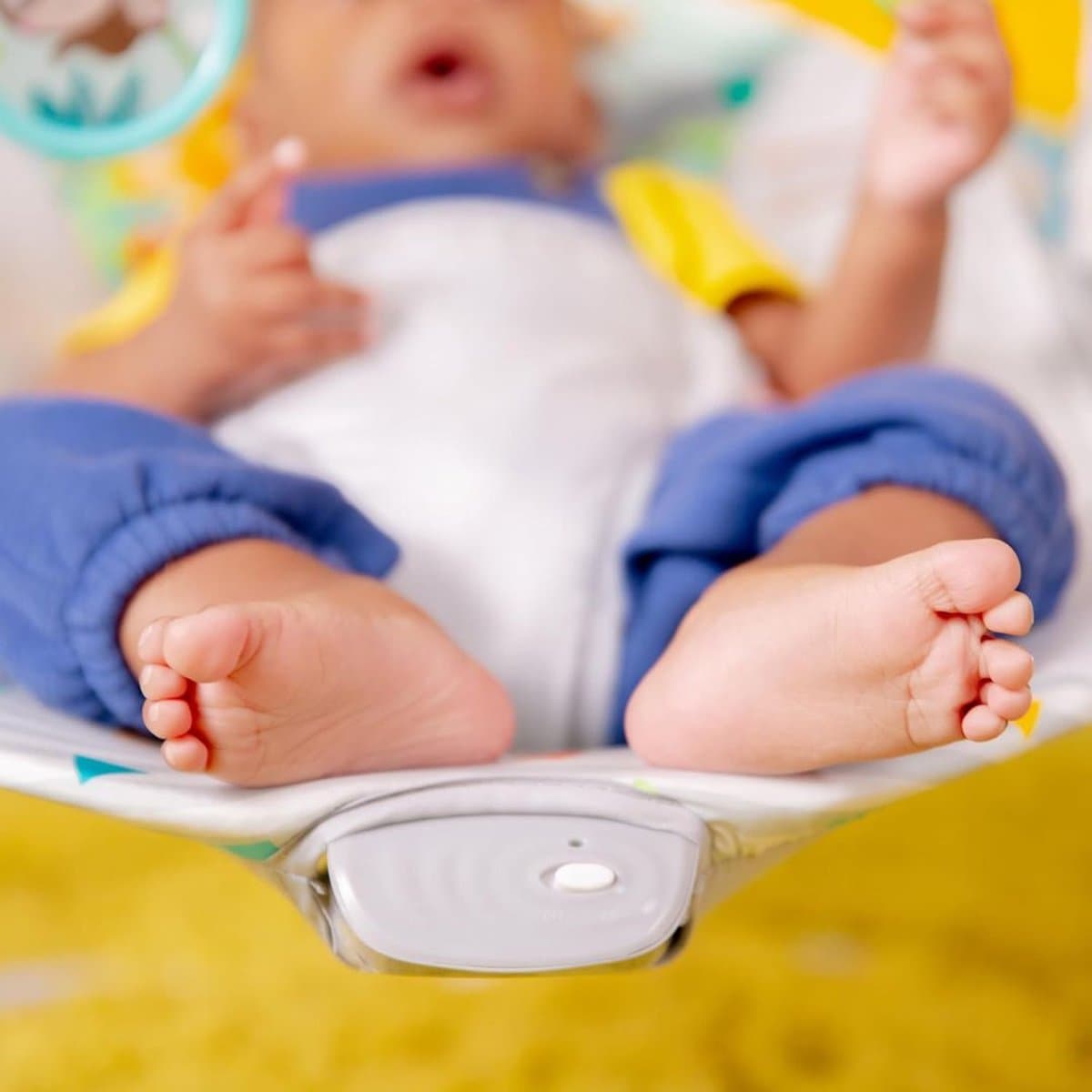 ApexArte® Elektrische Schommelstoel Baby - Baby Swing - Wipstoel Baby's met Speelboog - Grijs thumbnail 7