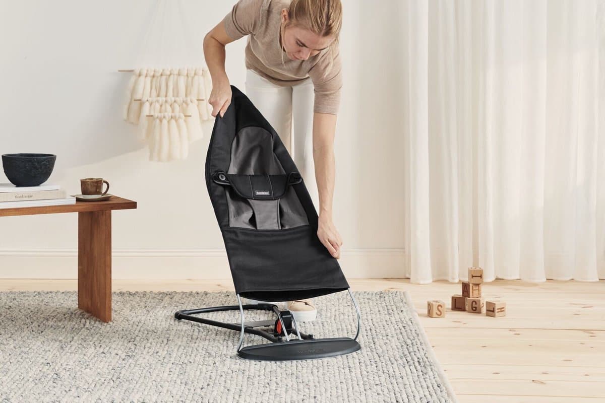 BabyBjörn Wipstoel Balance Soft - Geweven - Zwart-Donkergrijs - Ergonomisch - Verstelbaar - Inklapbaar thumbnail 3