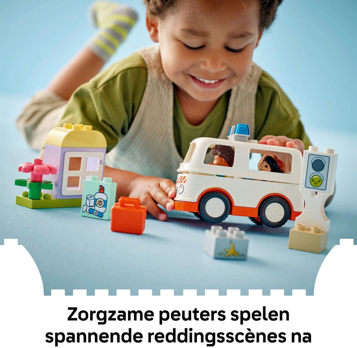 LEGO DUPLO Ambulance met chauffeur: educatief speelgoed voor peuters thumbnail 6