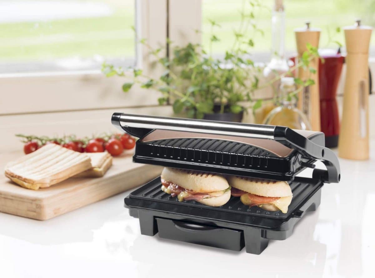 Croque Monsieur Toestel - Tosti Apparaat - Instelbare Temperatuur - Vergrendelende Clip - Tosti IJzer - Uitklapbaar Contact Grill - Kleine Tosti Apparaat Voor 2 Tosti's - Panini Grill - Antiaanbaklaag Toaster Grill - Sandwichmaker thumbnail 3