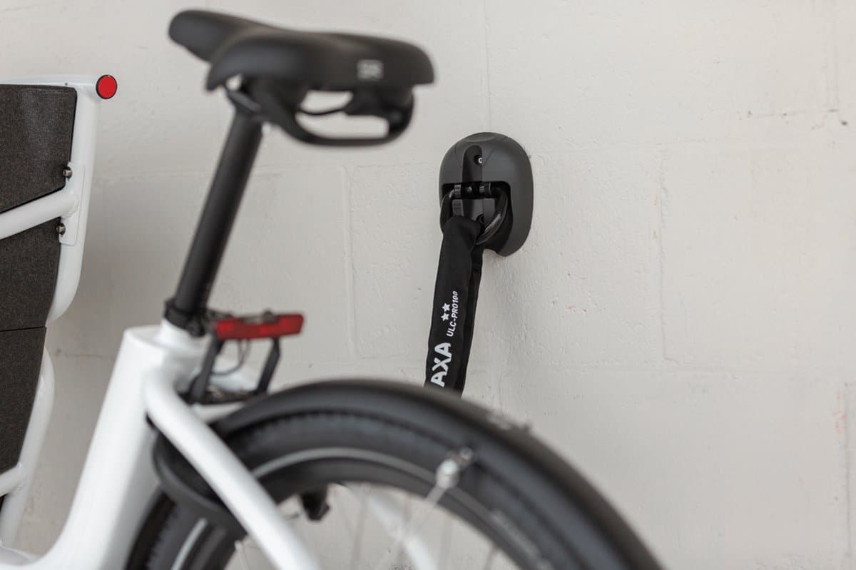 AXA Muur‑ en Vloeranker – ART 4 Anker – 14 mm Gehard Stalen Beugel – Voor Fiets, E‑bike, Bakfiets, Scooter en Brommer – Zwart thumbnail 4