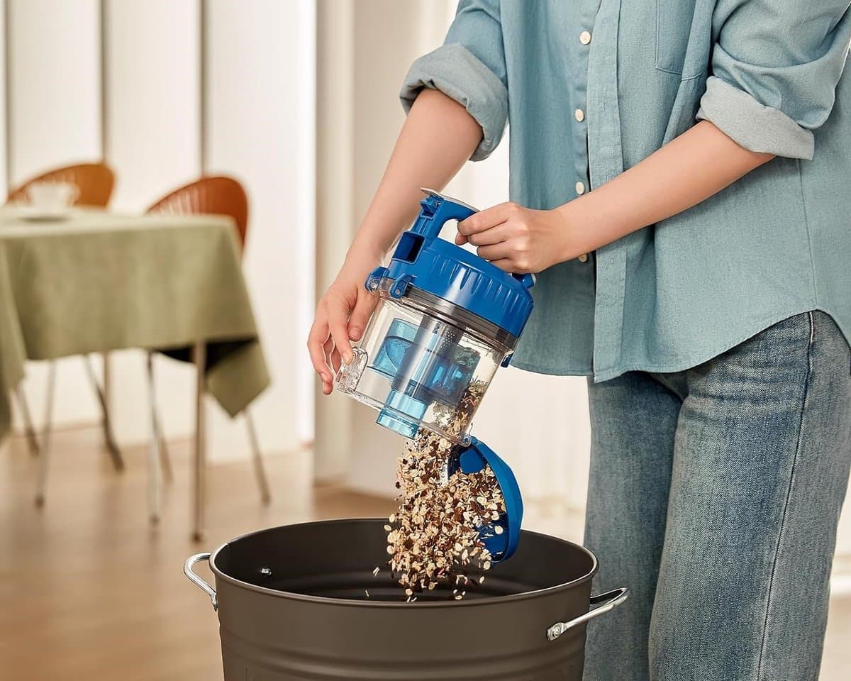 WhirlClean 850W Zakloze Stofzuiger – Lichtgewicht & Krachtig – 2,2L Stofcontainer – Multi-Cyclone Technologie – 5 m Snoer – Voor Tapijt, Harde Vloeren & Dierenhaar – Inclusief 2-in-1 Kierenzuigmond – Compact & Gebruiksvriendelijk thumbnail 5