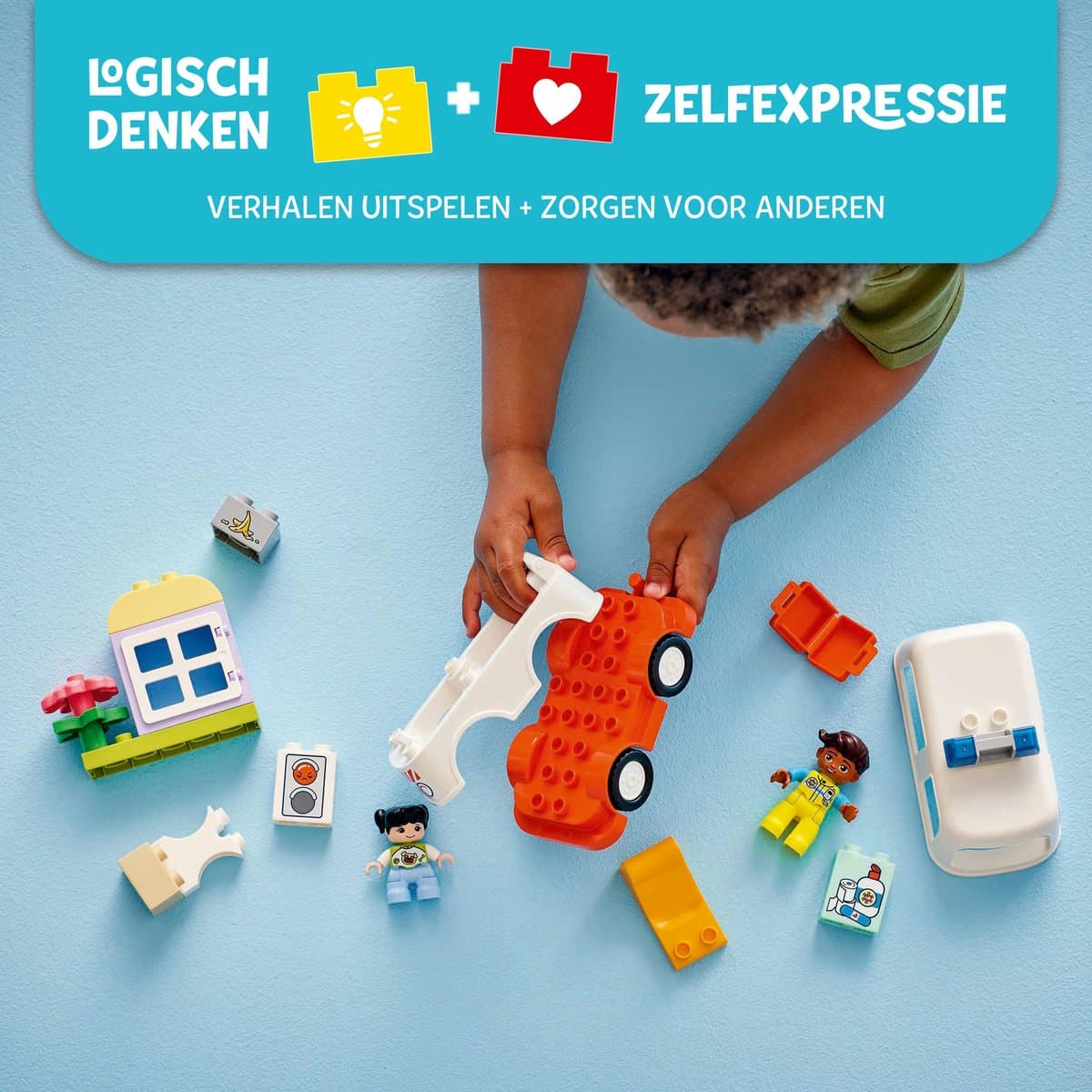 LEGO DUPLO Ambulance met chauffeur: educatief speelgoed voor peuters thumbnail 3