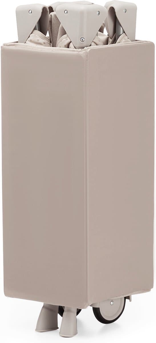 Kinderkraft JOY 2 ACC Reisbed 3-in-1 – Voor baby's tot 15 kg – Snel inklapbaar – Inclusief speelcarrousel, luierplateau, aankleedonderlegger en draagtas – Beige thumbnail 2