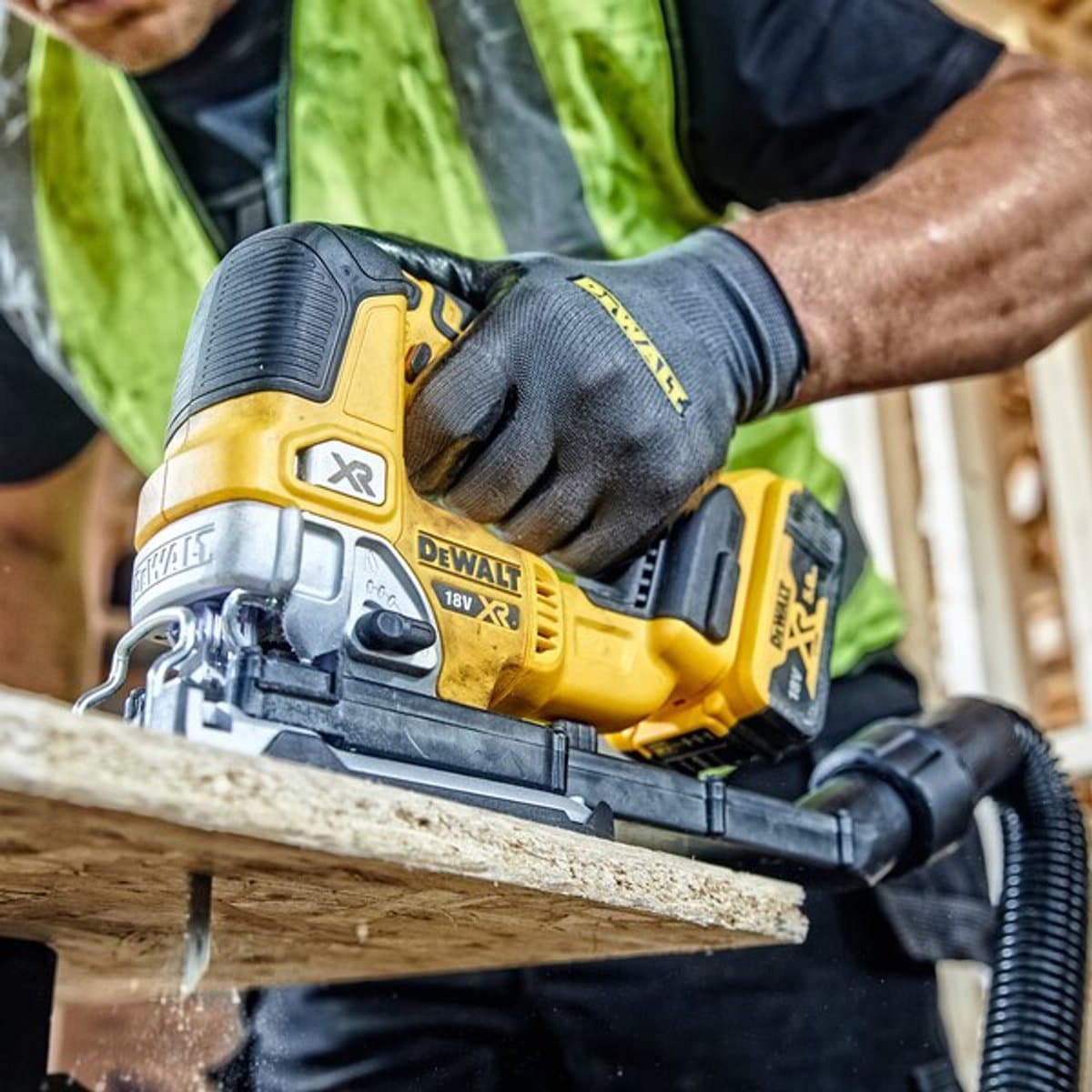 DeWalt DCS334N 18V accu decoupeerzaag body, koolborstelloos thumbnail 3