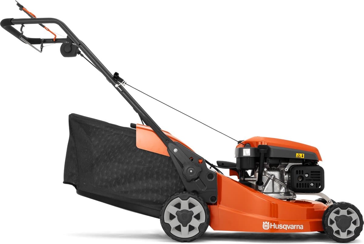 Husqvarna LC 247S benzinegrasmaaier - 2,2 kW motor, 47 cm maaibreedte, wielaandrijving, 55 liter opvangbak, centrale hoogteverstelling, robuust composiet chassis - ideaal voor middelgrote tot grote tuinen thumbnail 3