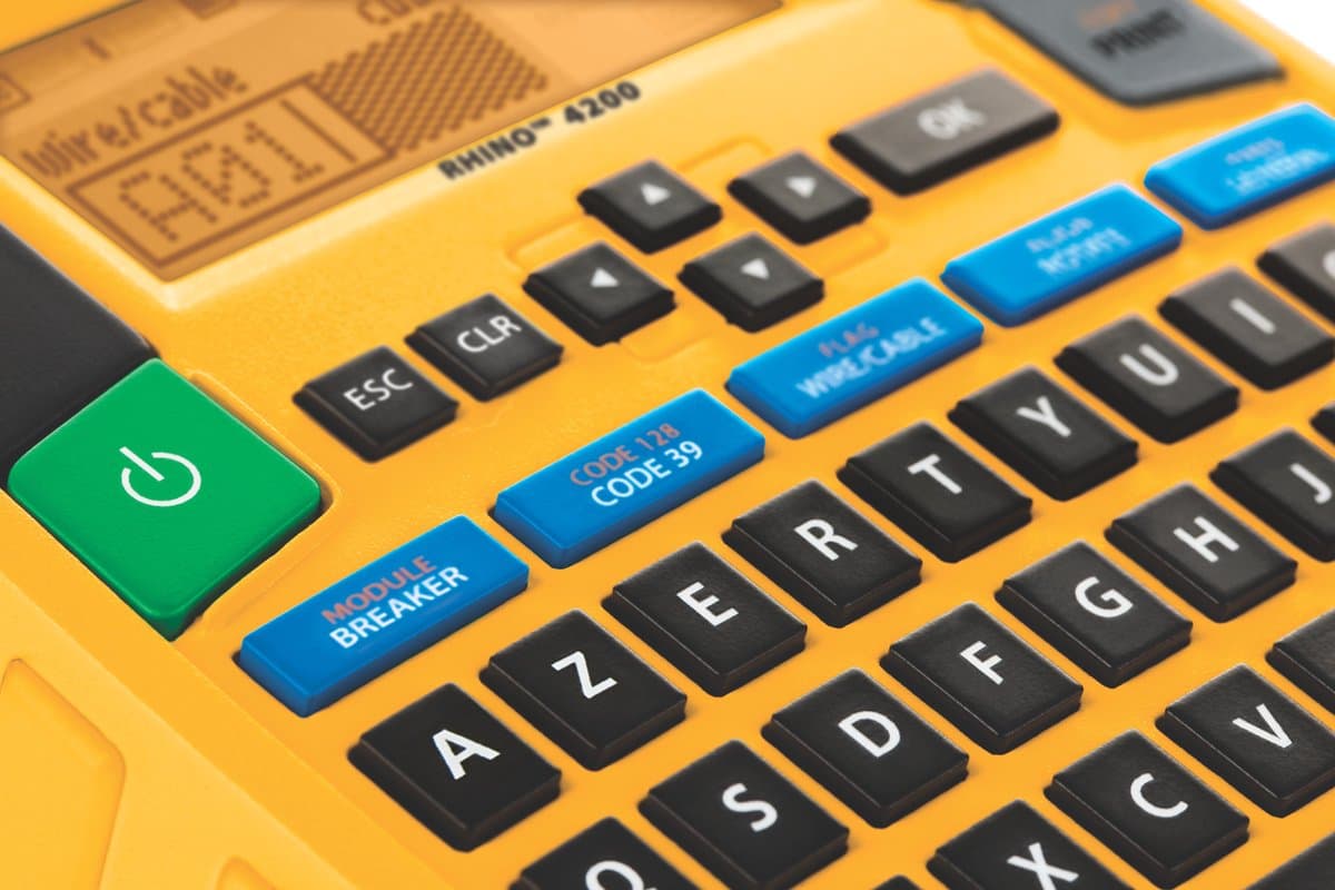 DYMO Rhino 4200 Draagbare Industriële Labelmaker | AZERTY-toetsenbord | Compacte, tijdbesparende labelprinter voor professionals, die veel onderweg zijn thumbnail 6