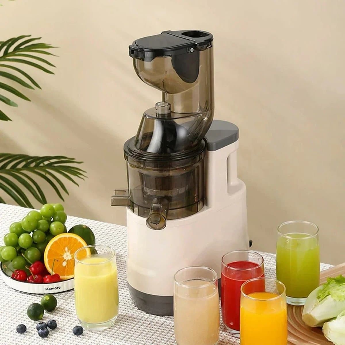 Weelora Slow Juicer - Juicer - Slowjuicer - Sapcentrifuge - Sapcentrifuges Groenten En Fruit - 300W - Pulpscheiding - Hoge Sapopbrengst - Gemakkelijk Schoon Te Maken - Kleur Wit thumbnail 6