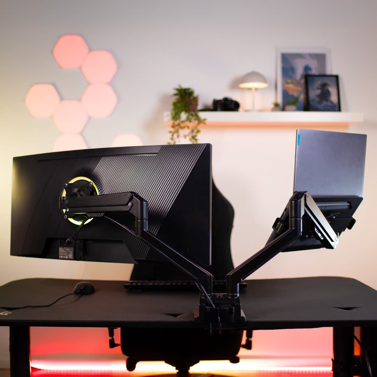 Arozzi Alzare Neo Dubbele Monitor Arm - Gasfeder - Kabelbeheer - 17" tot 34" - Zwart thumbnail 7