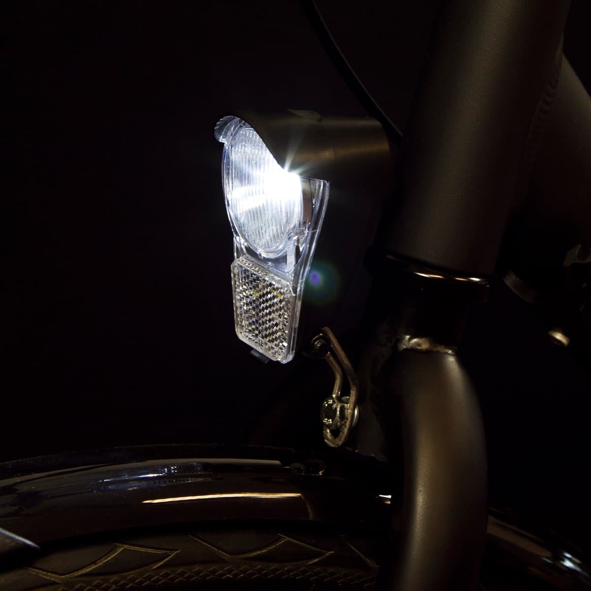 Spanninga Moderne LED-koplamp - geïntegreerde reflector - batterijvoeding - veelzijdige montage - 4 Lux - inclusief batterijen thumbnail 4