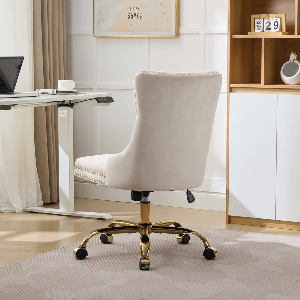 HAUSS SPOLE Bureaustoel – Luxe Fluwelen Design – Verstelbaar En Draaibaar Met Brede Zitting En Goudkleurige Metalen Voet – Voor Thuiswerk En Kantoor – Beige thumbnail 6