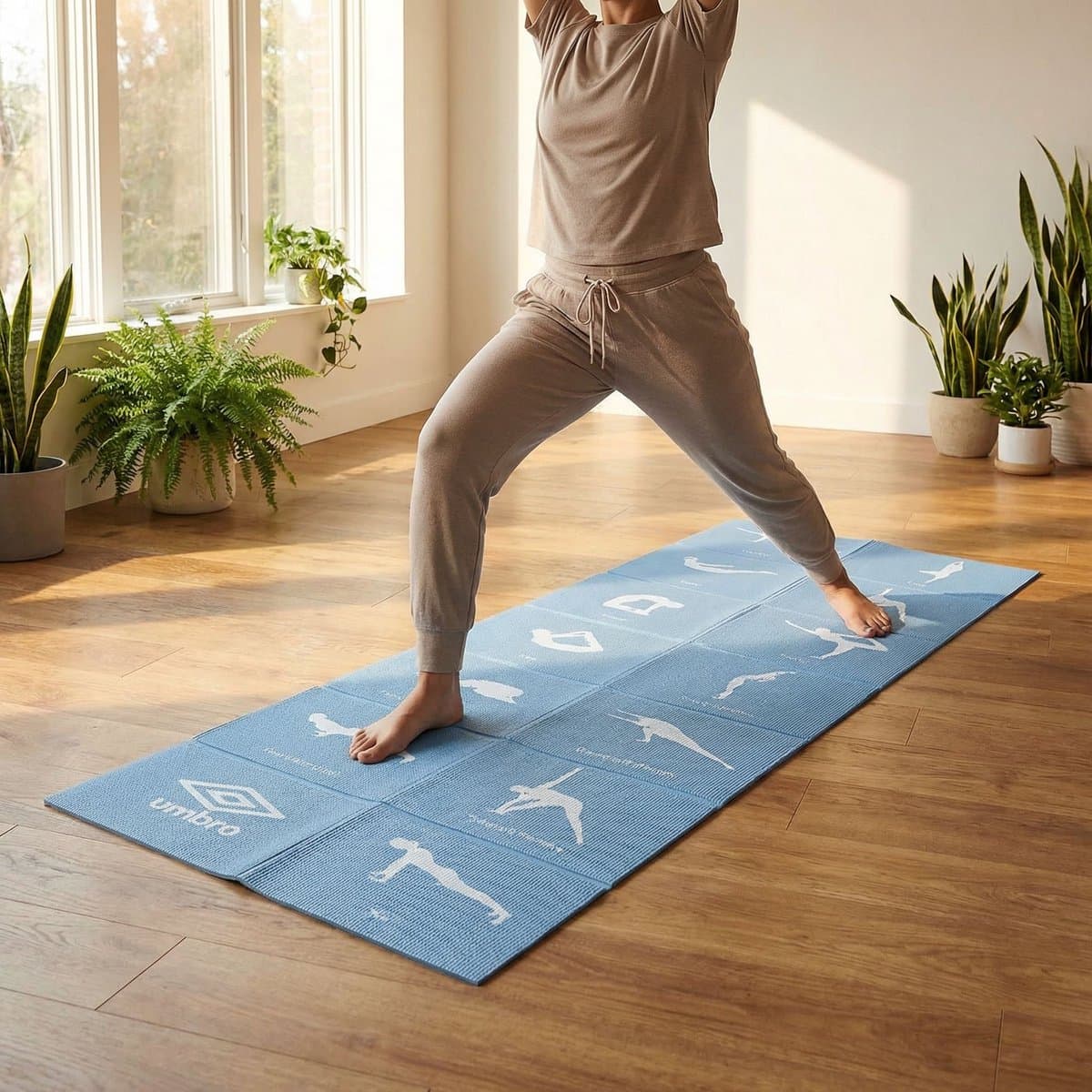 Umbro Opvouwbare Yogamat - 174 x 62 CM - Anti-Slip - 0.5 CM Dik - 13 Oefeningen in Print - Blauw thumbnail 3