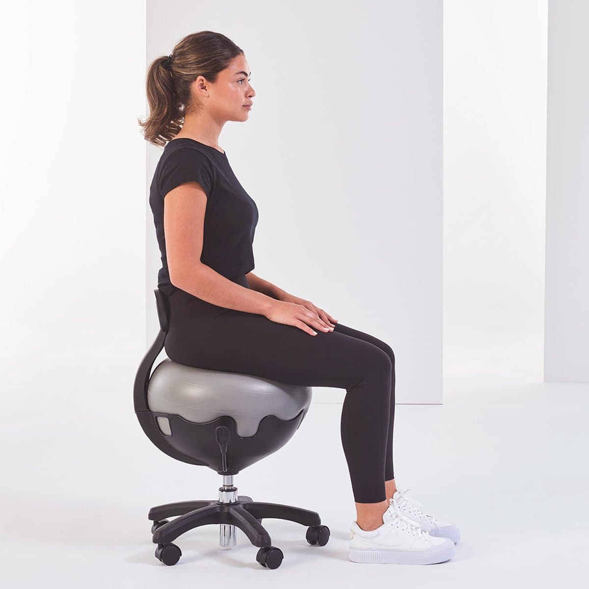 Mambo Max Verstelbare Balstoel - Ergonomische Zitbal voor Kantoor en Thuiswerken - Zwart/Grijs thumbnail 6