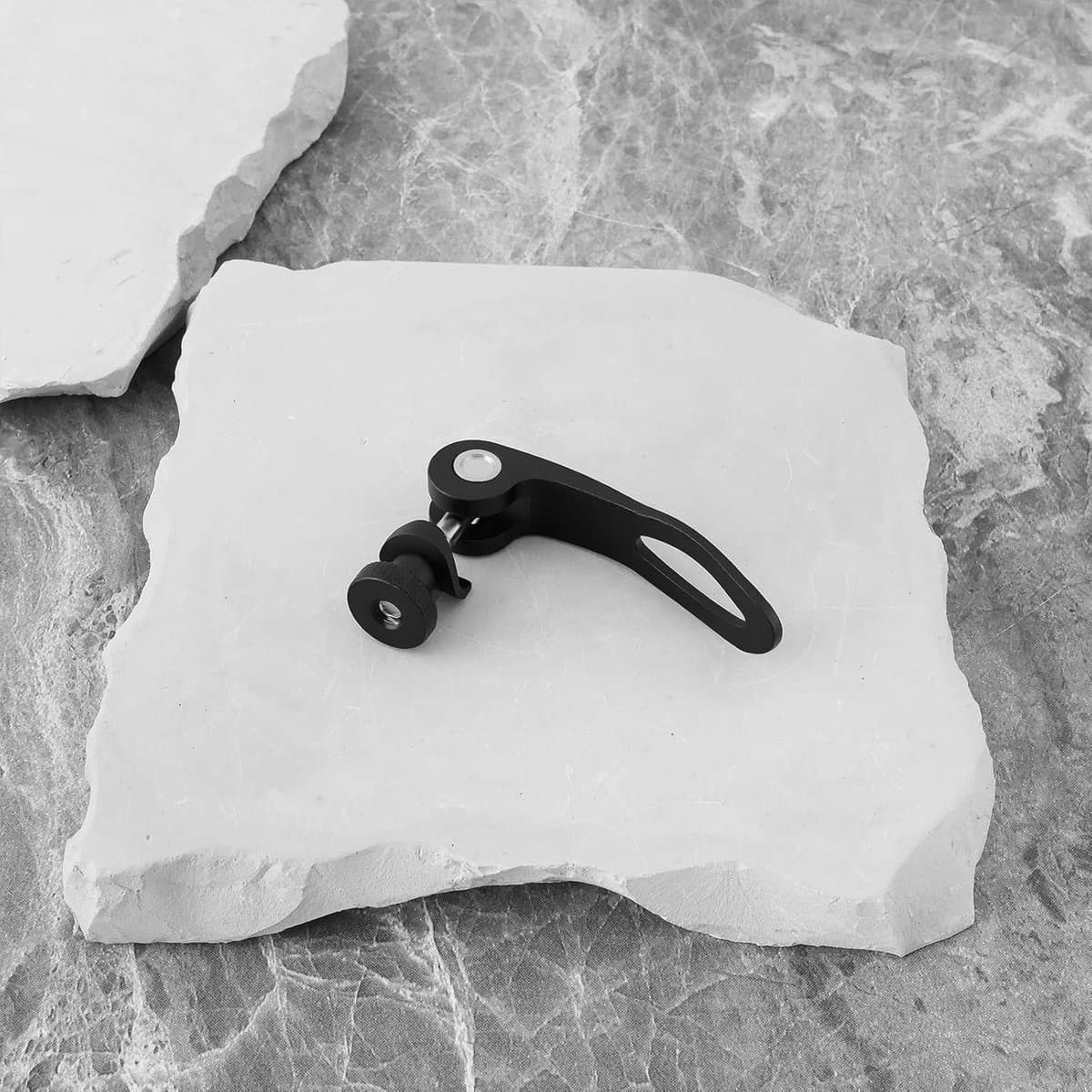 Allecto Plus - 2 stuks Universele Zadelpen Klem Moer M5x32mm voor Mountainbike en Vouwfiets