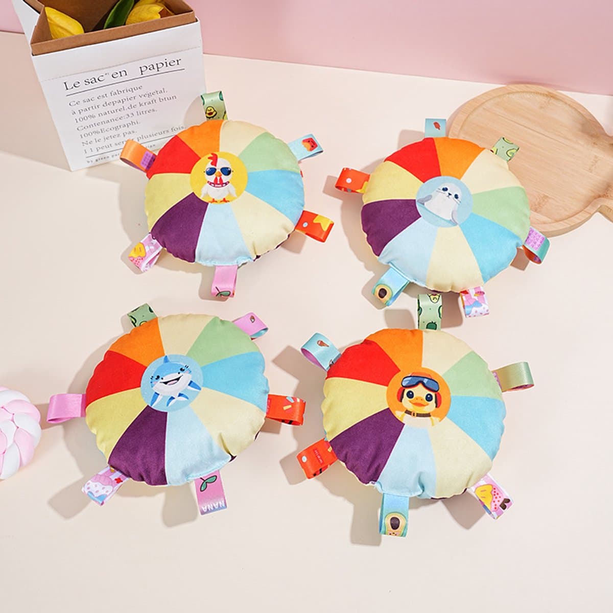 Daity Peluche Interactive pour Chien Arc-en-Ciel – Frisbee Sonore Résistant – Interactief Hondenspeelgoed Sterk – Jeux Intérieur et Extérieur, Voor Puppy’s tot Middelgrote Honden - Eendje thumbnail 2