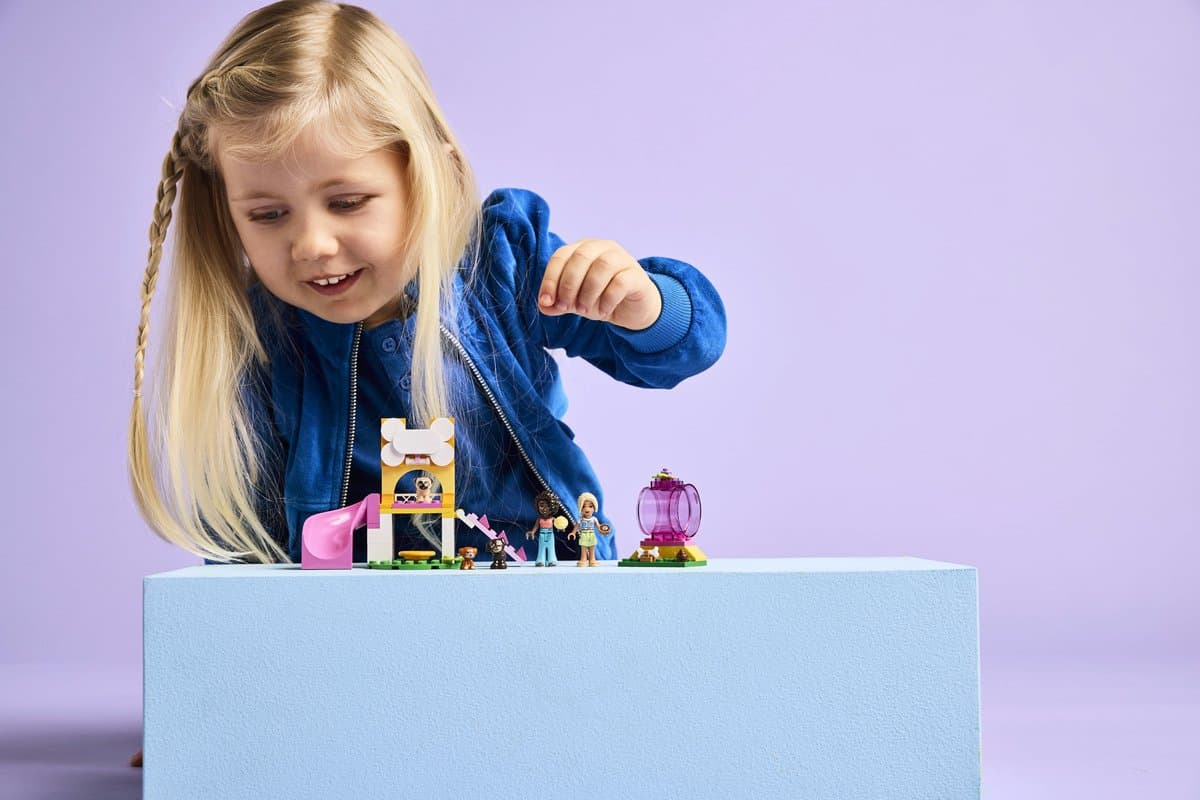 LEGO Friends Hondenspeeltuin: 66-delig bouwpakket voor 4+ met puppy's thumbnail 8