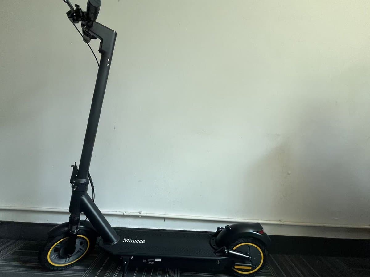 Minicee Elektrische step 36V 10.5Ah, 26 km bereik, vouwbaar thumbnail 4