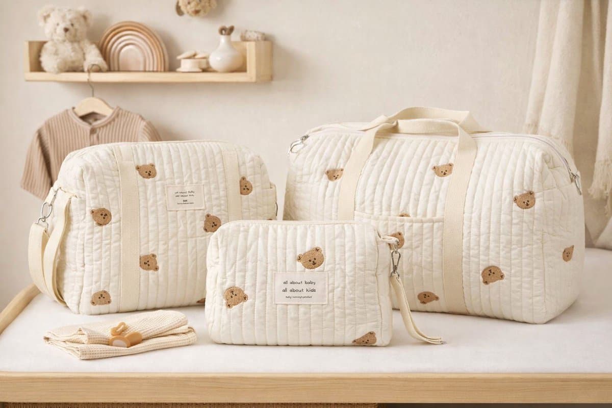 Joya Kids® Baby Toilettas | Luiertas Organizer Klein | 25x17 cm | Crèmekleurig met Teddy Beertjes | Voor Luiers, Crème, Speentjes en Babyverzorging | Unisex thumbnail 4