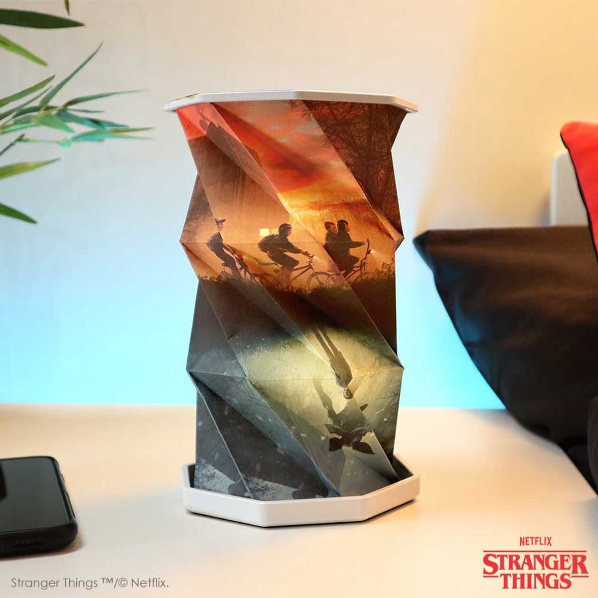 Stranger Things - LED lamp - USB-C - (Nemesis Now) thumbnail 8
