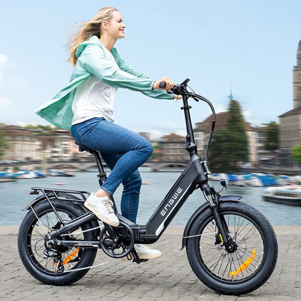 ENGWE L20 3.0 Boost E-Bike -20 inch - 85km actieradius - 250W motor - zwart thumbnail 5