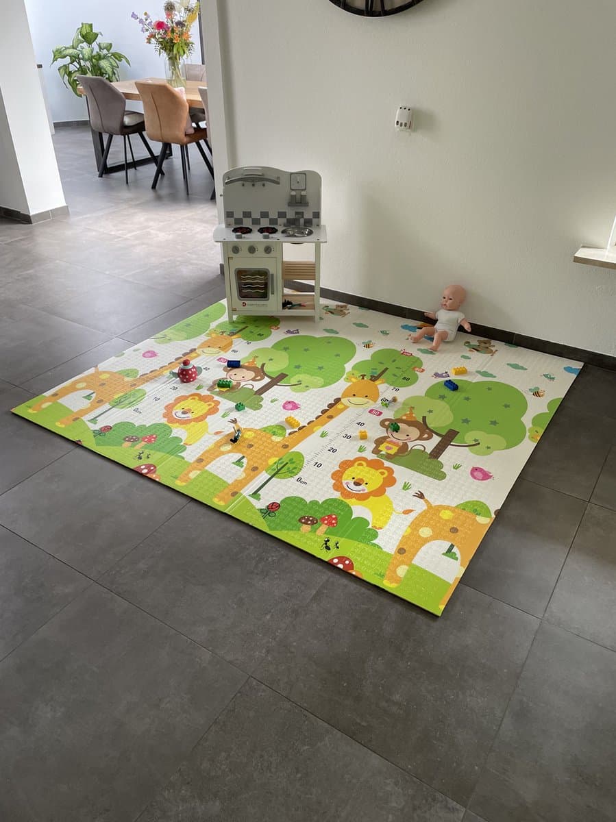 Speelmat Baby Kinderen - Speelkleed XL - Kruipmat - Foam - Dubbelzijdig - Opvouwbaar - 180 x 200 cm - Giraffe en Treintjes - 1,5 cm dik - inclusief opbergtas thumbnail 2