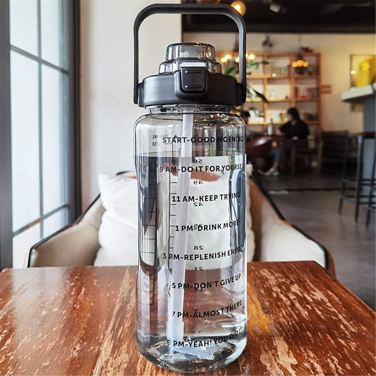 Grote Waterfles - Drinkfles Met Rietje - Sport En Fitness - Met Tijdmarkeringen - 2 Liter - Zwart