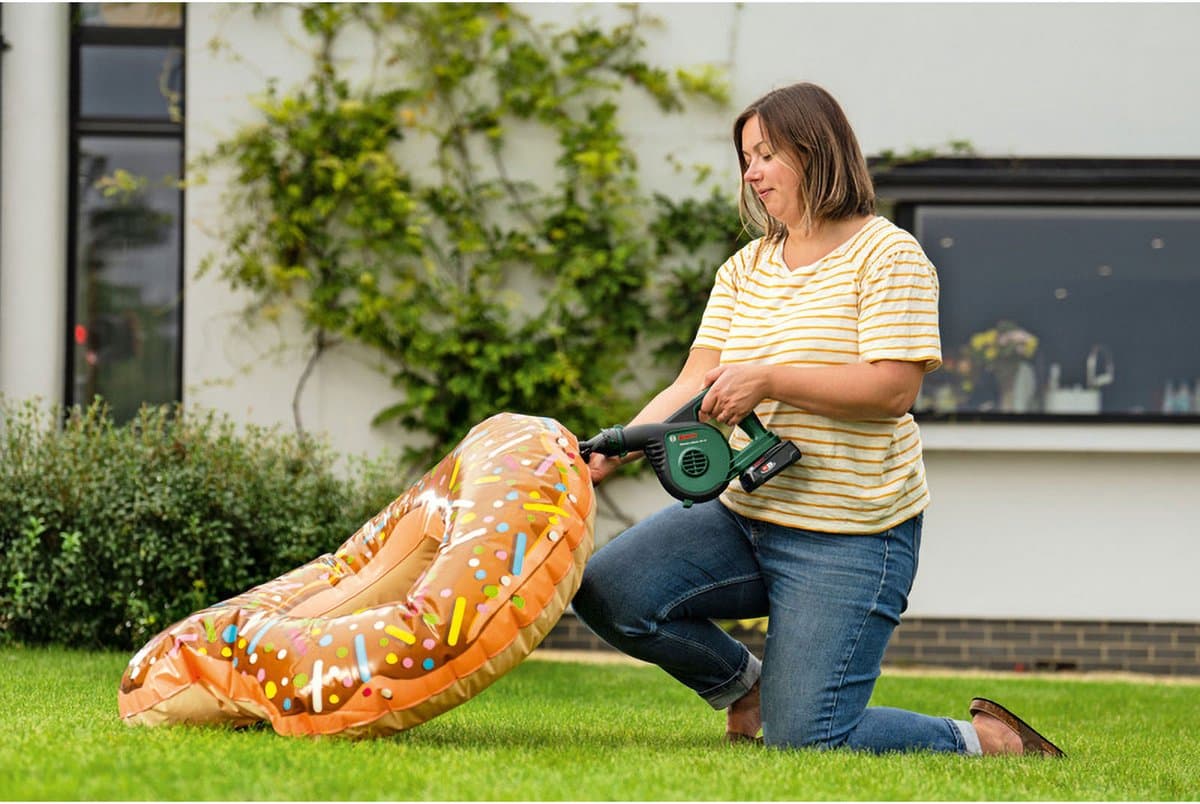 Bosch UniversalLeafBlower 18V-130 Bladblazer - Zonder 18 V accu en lader thumbnail 5