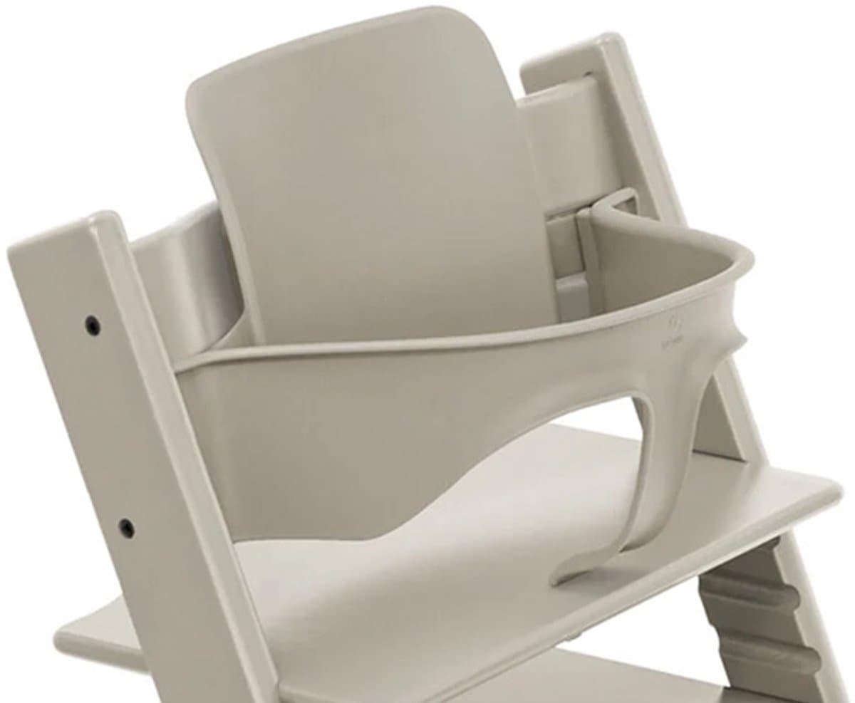 Tripp Trapp Baby Set van Stokke, Cashmere Grey - Maak van de Tripp Trapp-stoel een kinderstoel - Afneembare zitting voor 6-36 maanden - Past bij Tripp Trapp-modellen van na mei 2006 thumbnail 3