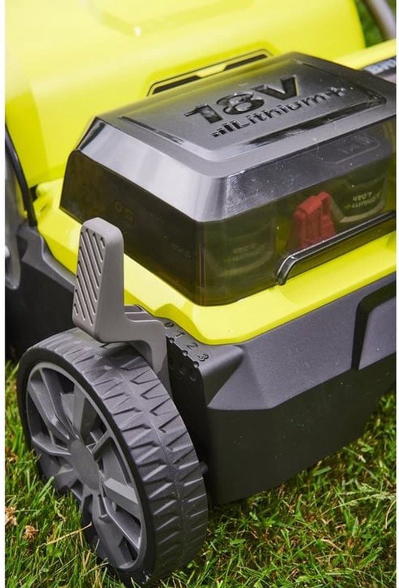 Ryobi RY18SFX35A-240 One+ 18V Brushless Accu Verticuteerder set (2x 4.0Ah) - 35cm thumbnail 6