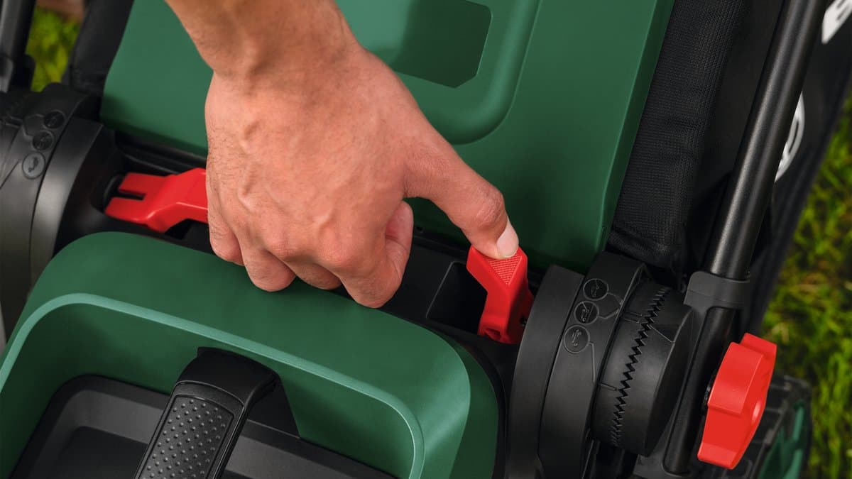 Bosch ROTAK18V2-38: 38cm accultondeuse met 2x4.0Ah thumbnail 5