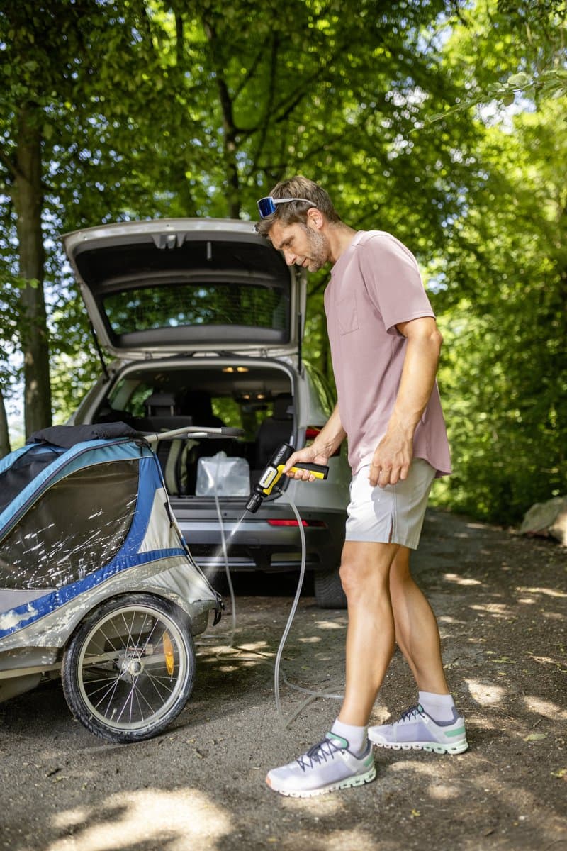 Kärcher OC Handheld Compact Adventure - Mobiele Drukreiniger - 15 Bar - 150 l/u - Voor o.a. Fiets, Mountainbike, Hond en Camping thumbnail 5