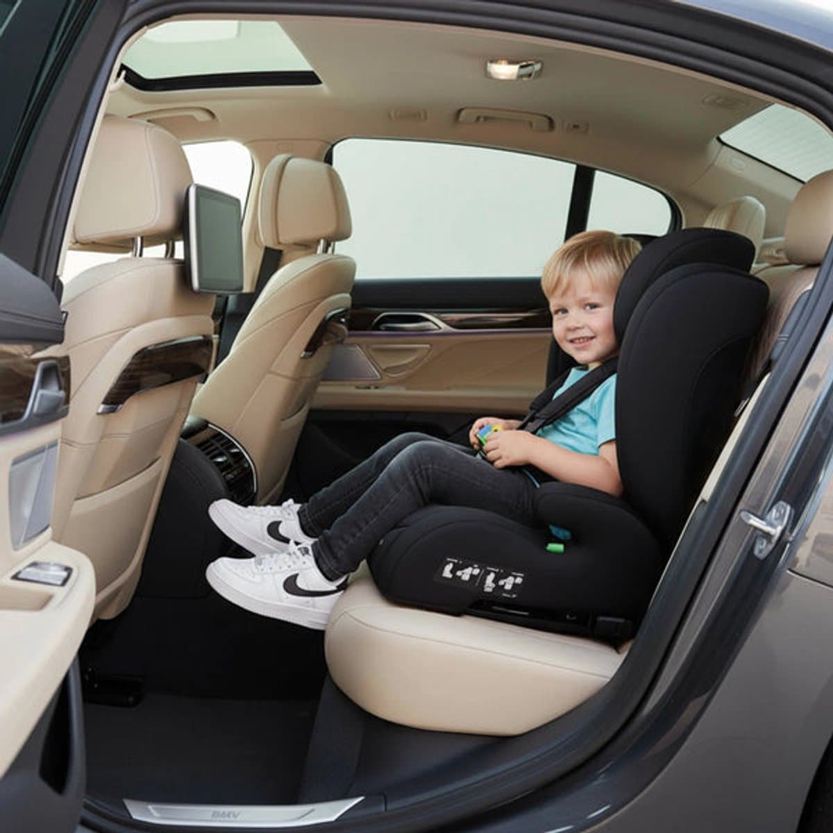 Deryan Charlie Luxe Autostoel i-Size - Isofix - 100 tot 150 cm - Zwart thumbnail 6